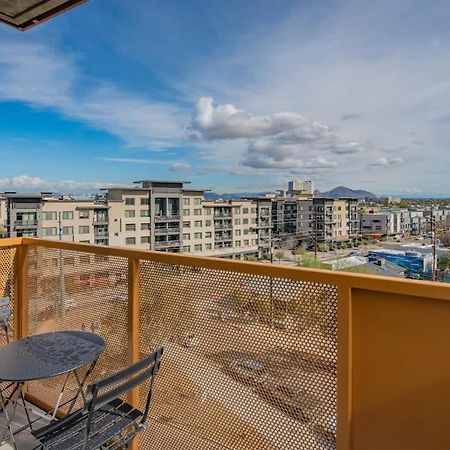 Striking 2Bd - Cdt- Gym, Pool, Parking - Sleep8 Apartment Phoenix Exterior photo